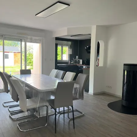 Сasa de vacaciones Maison Familiale 10 Personnes 5 15 Minutes D'angers Saint-Clement-de-la-Place
